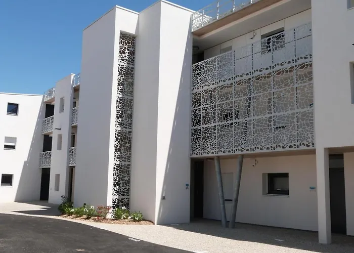 2-6 Pers, 2 Ch, Balcon, Piscine, Acces Plage, Parking - Fr-1-194-234